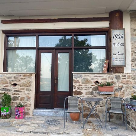 1924 Studios 4 Agios Petros  Exterior foto